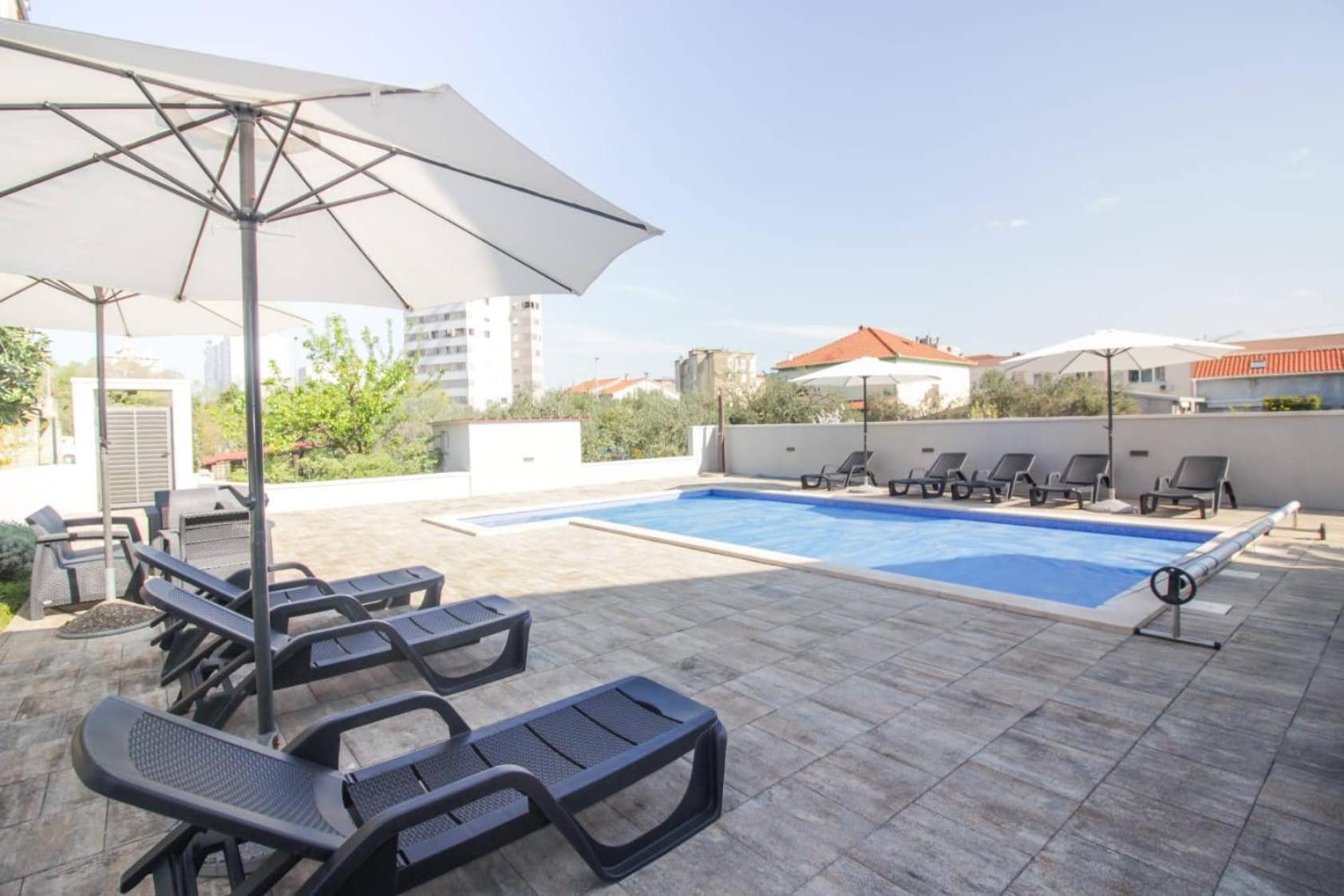 Ferienwohnung Pool House Luka Zadar Exterior foto