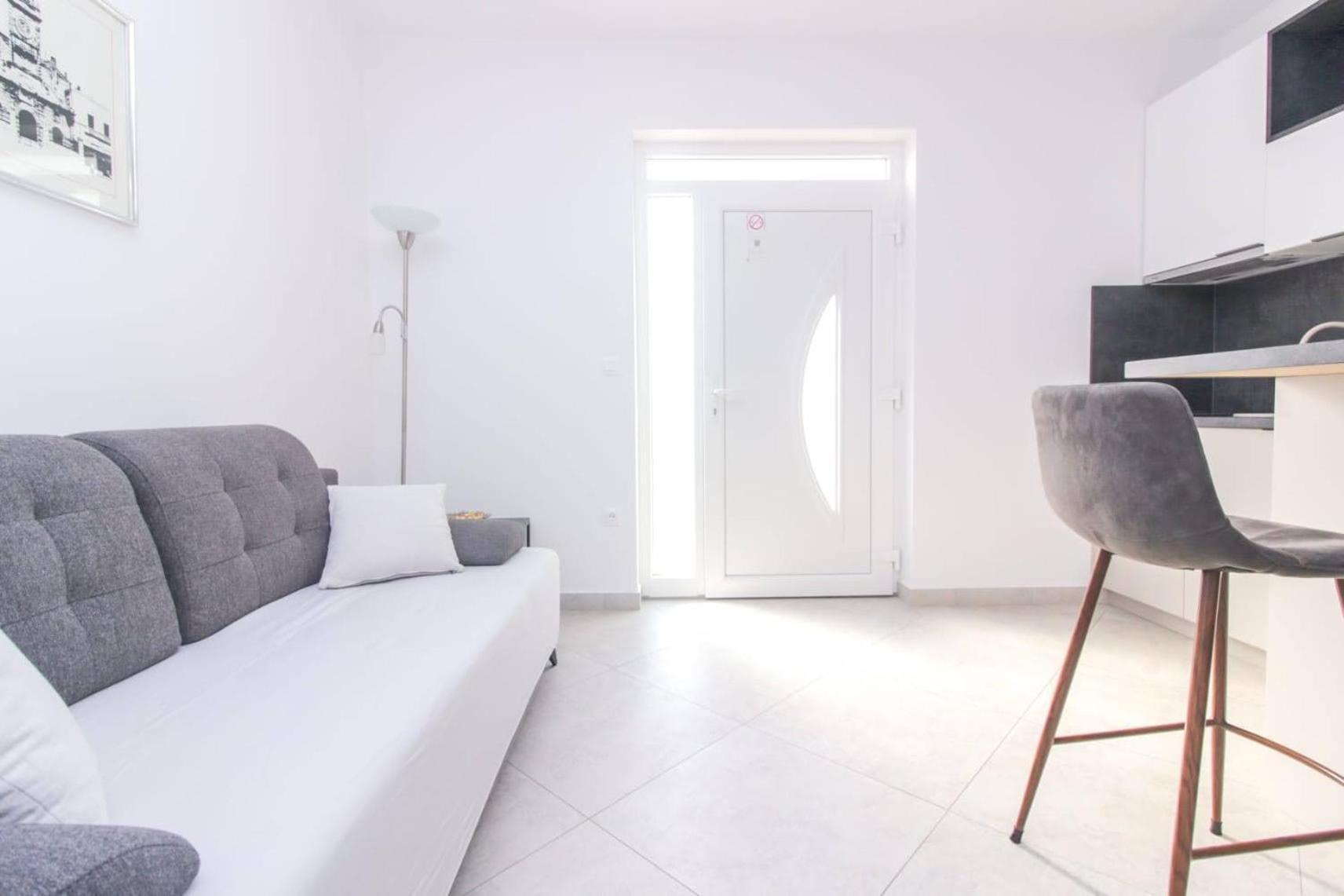 Ferienwohnung Pool House Luka Zadar Exterior foto